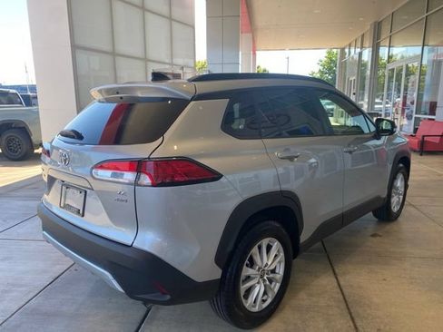 Certified 2025 Toyota Corolla Cross LE w/ Moonroof Package AWD/4WD image 13