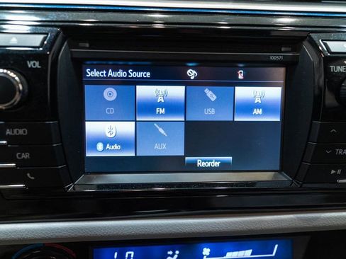 Used 2016 Toyota Corolla LE FWD image 26