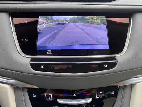 Certified 2025 Cadillac XT5 Premium Luxury AWD/4WD image 21