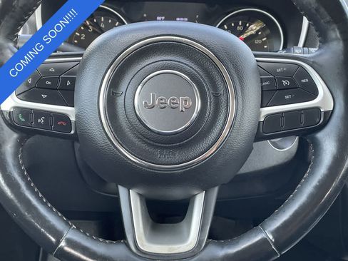 Used 2018 Jeep Compass Latitude w/ Cold Weather Group AWD/4WD image 10