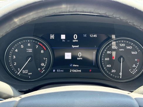Used 2023 Cadillac XT6 Sport w/ Technology Package AWD/4WD image 8