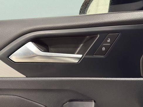 Certified 2024 Volkswagen Jetta Sport image 15