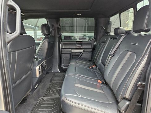 Used 2022 Ford F250 Platinum w/ FX4 Off-Road Package AWD/4WD image 19