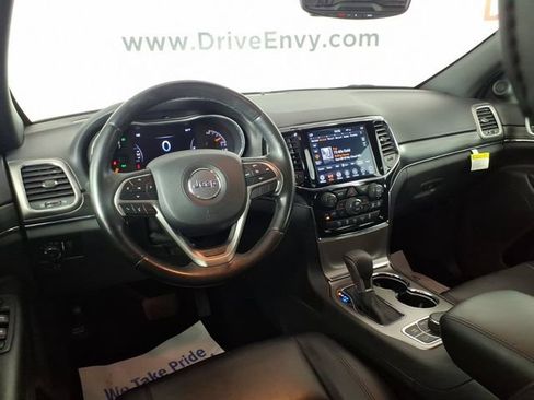 Used 2019 Jeep Grand Cherokee Limited AWD/4WD image 10