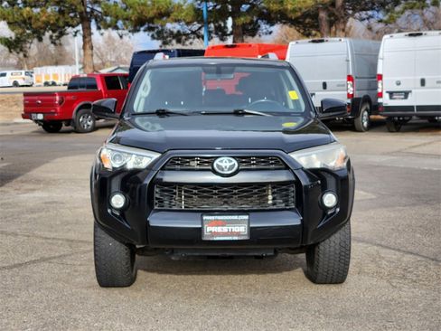 Used 2017 Toyota 4Runner SR5 image 5