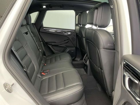 New 2026 Porsche Macan S image 21