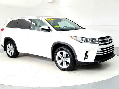 Used 2019 Toyota Highlander Limited AWD/4WD image 7
