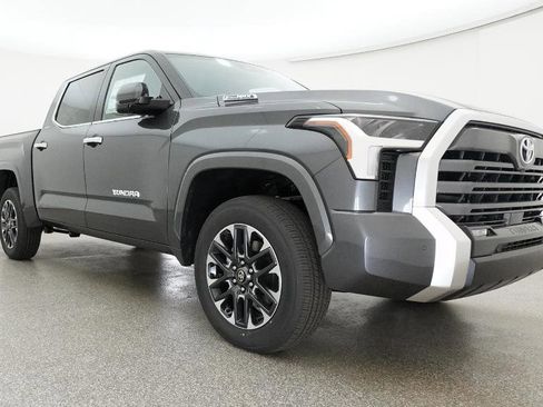 New 2026 Toyota Tundra Limited AWD/4WD image 32