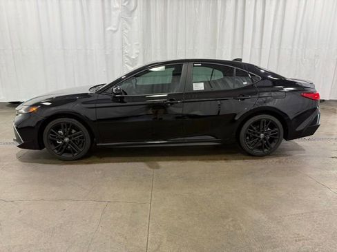 New 2026 Toyota Camry Hybrid w/ Multimedia Upgrade Package AWD/4WD image 6