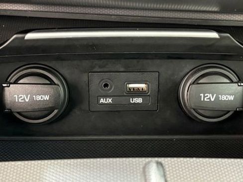 Used 2017 Genesis G80 3.8 w/ Option Group 03 image 37