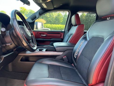 Used 2019 RAM 1500 Rebel AWD/4WD image 8