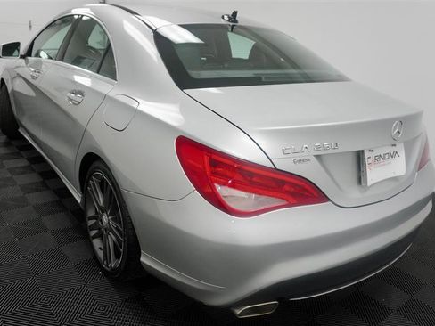 Used 2015 Mercedes-Benz CLA 250 image 6