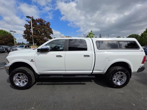 Used 2017 RAM 2500 Laramie AWD/4WD image 4