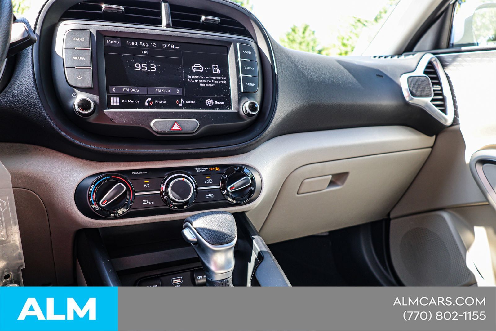 Used 2025 Kia Soul LX w/ LX Technology Package FWD image 30