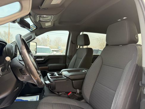 Used 2022 Chevrolet Silverado 2500 LT w/ Convenience Package image 12