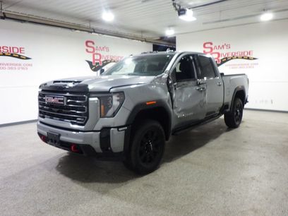 Used 2026 GMC Sierra 2500 AT4 w/ AT4 Premium Plus Package
