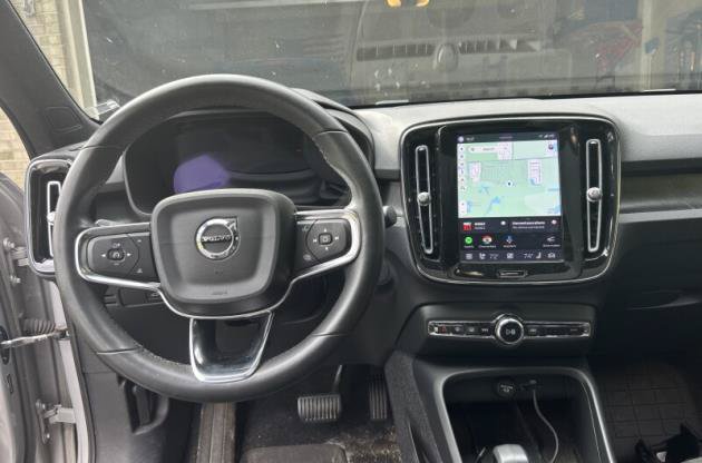 Used 2023 Volvo C40 P8 Recharge Ultimate w/ Protection Package Premier AWD/4WD image 6
