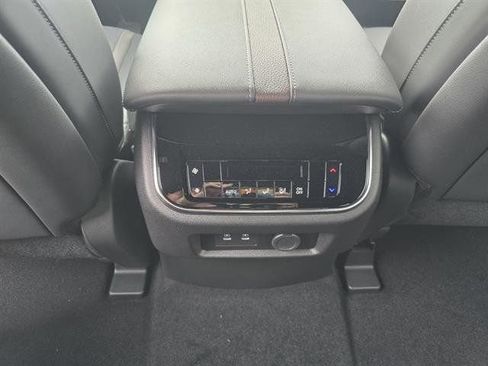 New 2026 Nissan Armada SL w/ Captain's Chari Seat Package image 24