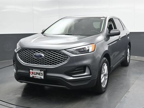 Used 2024 Ford Edge SEL AWD/4WD image 6