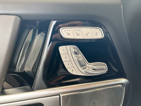 Used 2020 Mercedes-Benz G 63 AMG 4MATIC w/ G Manufaktur Interior Package image 33