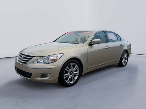 Used 2011 Hyundai Genesis 3.8 w/ Technology Pkg 4 RWD image 7