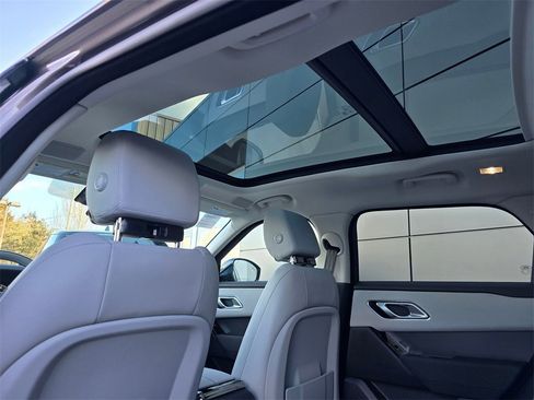 New 2025 Land Rover Range Rover Velar Dynamic SE image 26
