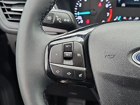 Used 2022 Ford Escape SE w/ Cold Weather Package AWD/4WD image 21