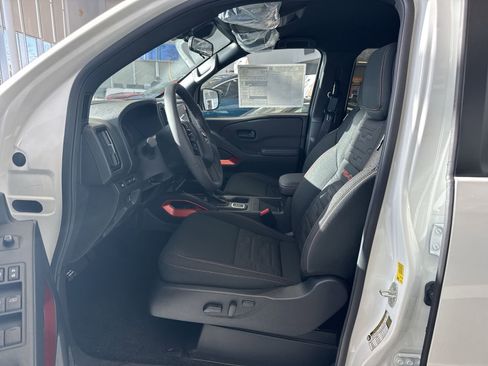 New 2026 Nissan Frontier PRO-4X w/ Pro-4x Convenience Package image 12