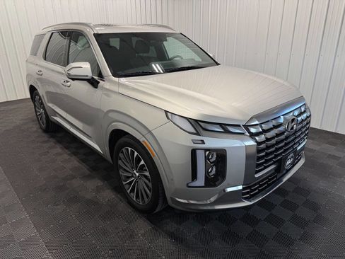 Used 2025 Hyundai Palisade Calligraphy AWD/4WD image 2
