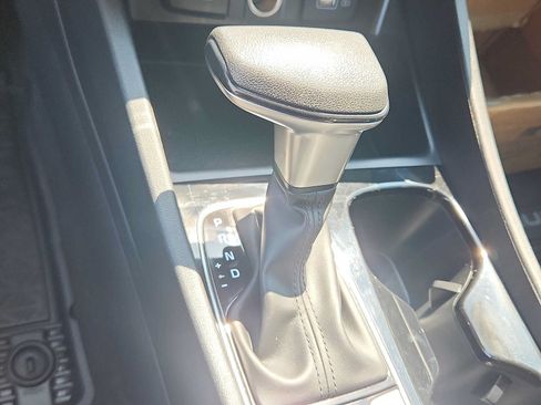 Used 2024 Hyundai Santa Cruz SEL AWD/4WD image 14