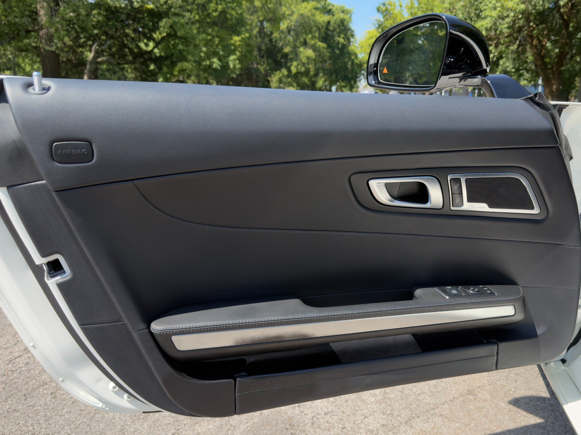 Used 2019 Mercedes-Benz AMG GT Roadster image 28