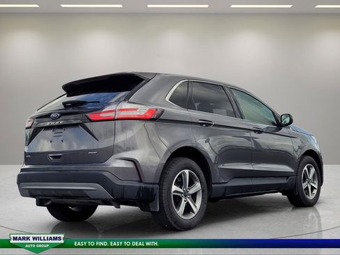 Used 2024 Ford Edge SEL w/ Convenience Package AWD/4WD image 4