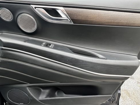 Used 2023 Genesis GV80 2.5T w/ Prestige 20" Package image 43