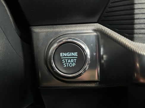 Used 2025 Ford F150 Raptor AWD/4WD image 19