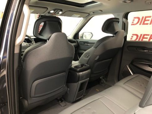 New 2026 Kia EV9 Wind AWD/4WD image 16