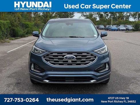 Used 2019 Ford Edge Titanium w/ Equipment Group 301A FWD image 8