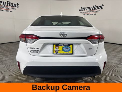 Used 2025 Toyota Corolla LE FWD image 7