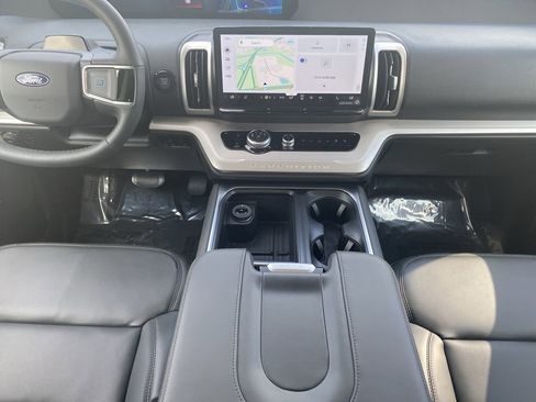 New 2026 Ford Expedition Max Active AWD/4WD image 17