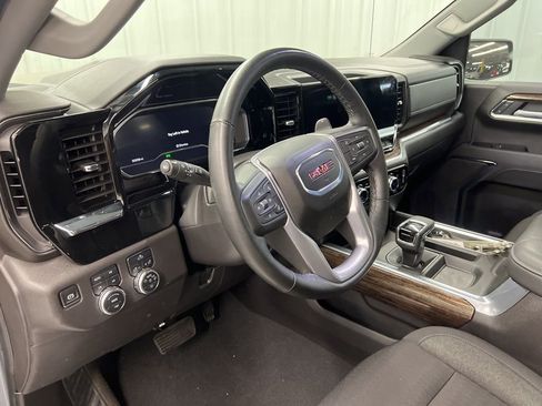 Used 2024 GMC Sierra 1500 Elevation w/ X31 Off-Road Package image 15