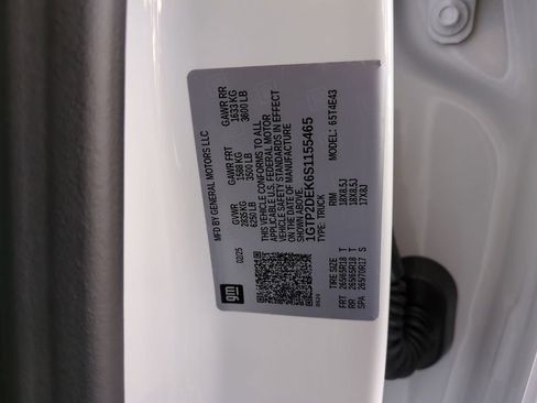 New 2025 GMC Canyon AT4 image 27