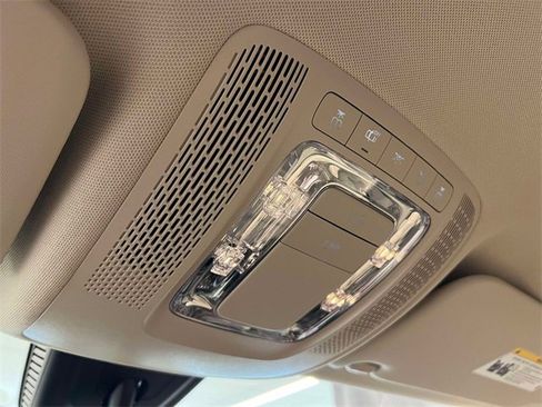 Certified 2022 Mercedes-Benz GLA 250 4MATIC image 31