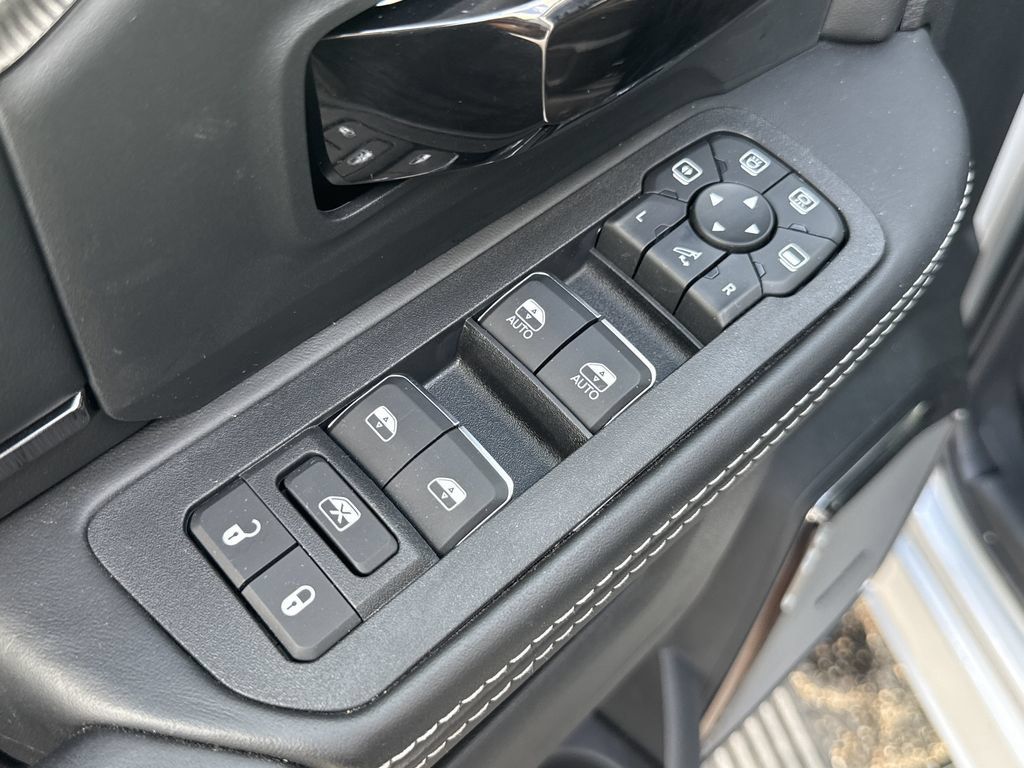 New 2026 RAM 2500 Rebel w/ Rebel Level 2 Equipment Group AWD/4WD image 11