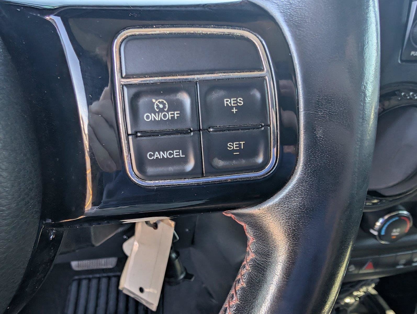 Used 2012 Jeep Wrangler Unlimited Sahara AWD/4WD image 23