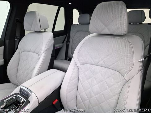 Used 2026 BMW X5 xDrive50e AWD/4WD image 36