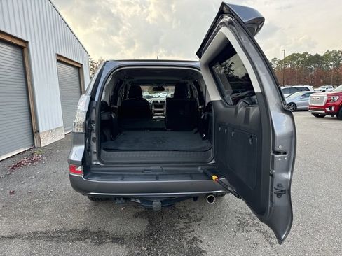 Used 2019 Lexus GX 460 Luxury image 26