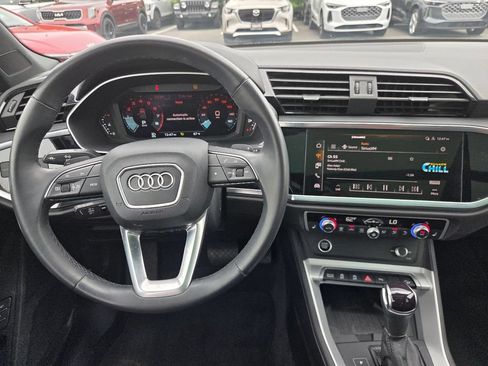 Used 2023 Audi Q3 2.0T Premium Plus w/ Premium Plus Package AWD/4WD image 13