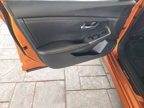 Certified 2021 Nissan Sentra SR w/ SR Premium Package image 29