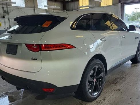 Used 2019 Jaguar F-PACE Premium AWD/4WD image 3