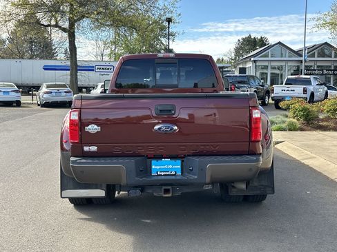 Used 2016 Ford F350 King Ranch w/ King Ranch w/Chrome Package image 4