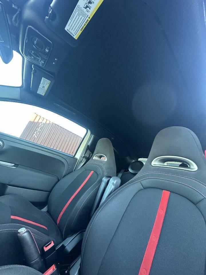 Used 2015 FIAT 500 Abarth w/ Beats Audio Package FWD image 18